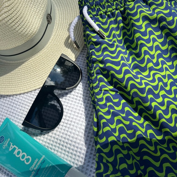 * 
IMPECCABLE CONDITION! * swim trunks! - Picture 11 of 13